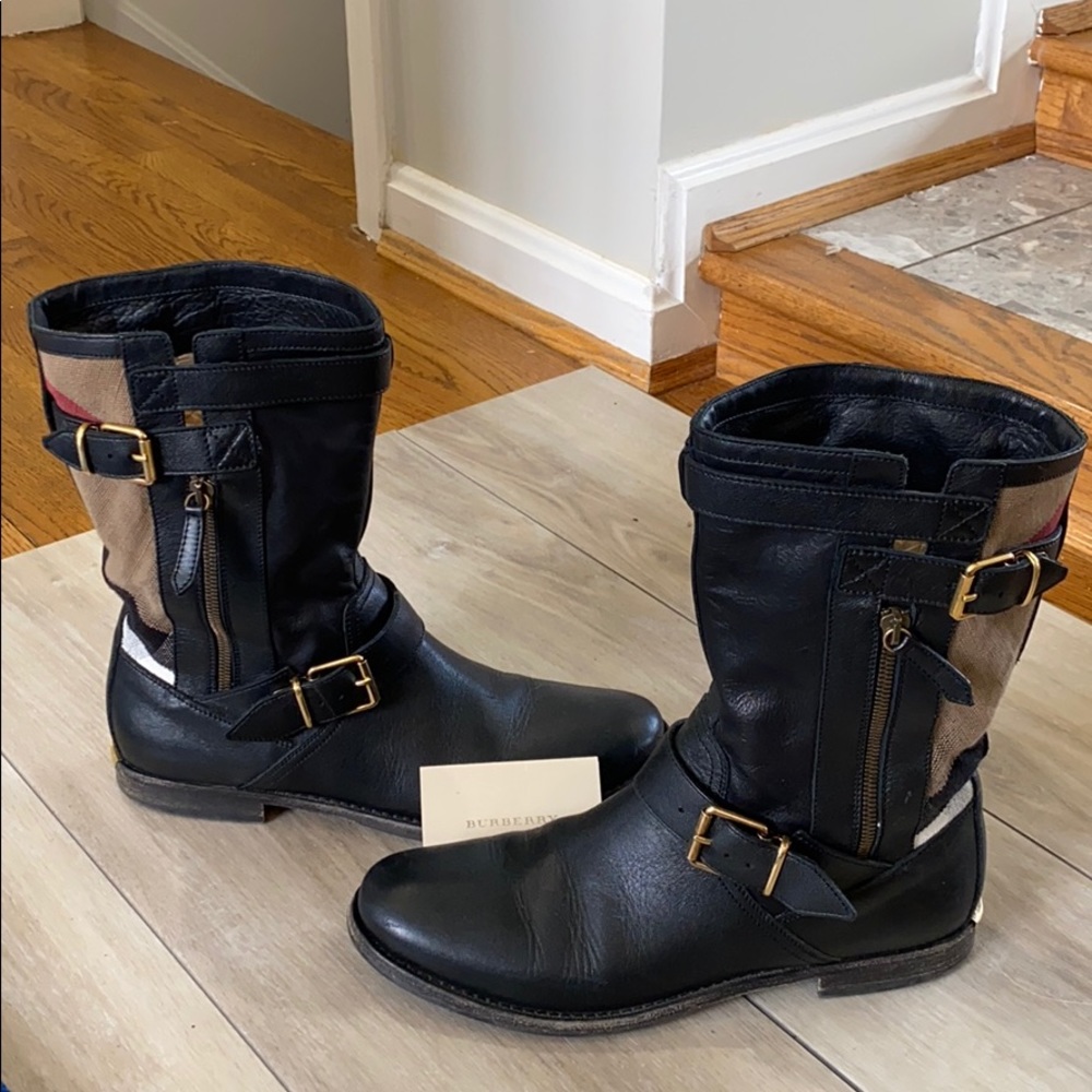 Burberry boots